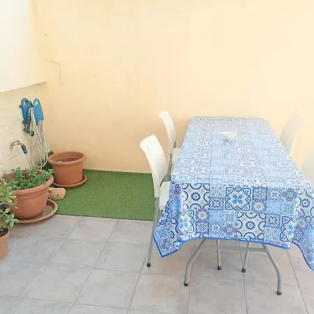 Cosy Open Space Free Parking بيت للعطل
